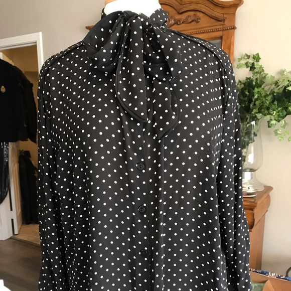 Tie neck blouse - Picture 1 of 5